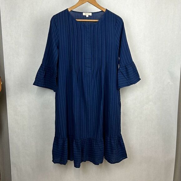 Hailey & Co Pleated Front Dress Sz Small Ruffle Hem Bell Sleeve Loose Fit Button - Picture 1 of 8